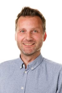 Dennis Windfeld (DW)