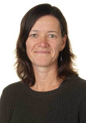 Else Holm Hansen (EH)
