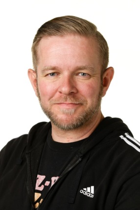Henrik Tjørnelund (HT)